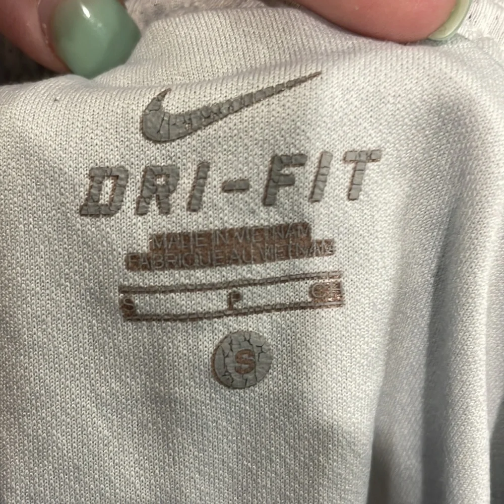 Nike shorts - Picture 3 of 3